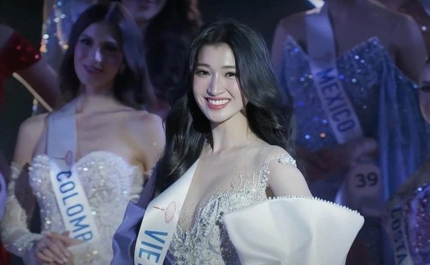 Phương Nhi lọt top 15 tại Chung kết Miss International Phương Nhi lọt top 15 tại Chung kết Miss International