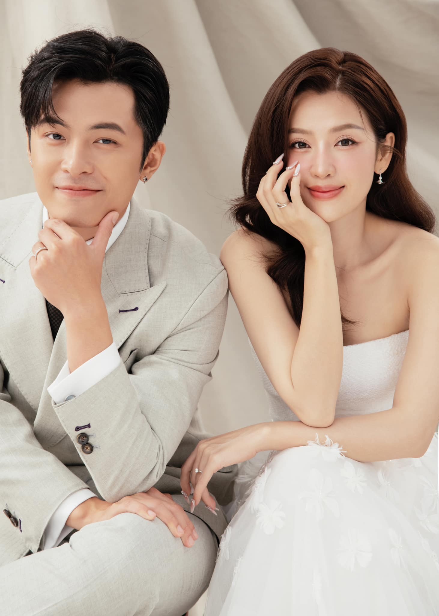 Puka và Gin Tuấn Kiệt khoe ảnh cưới long lanh