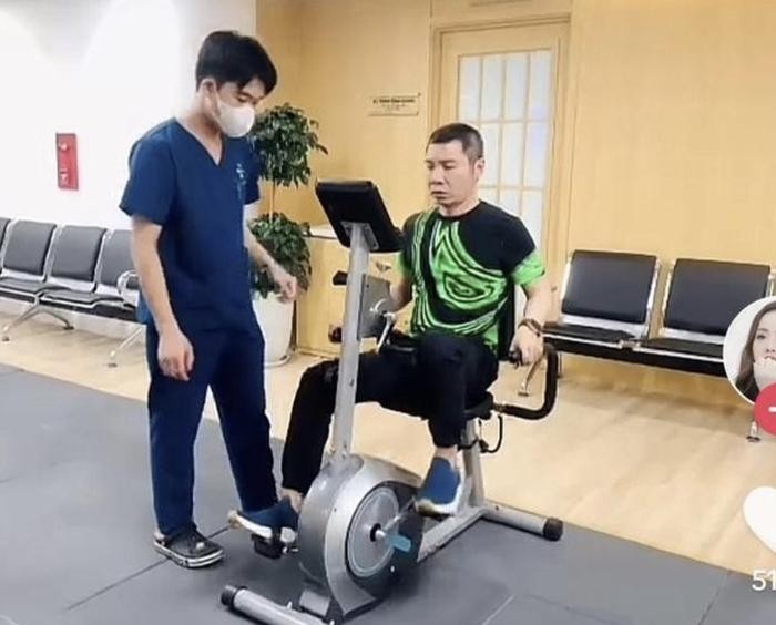 Sức khỏe của nghệ sĩ Công Lý có chuyển biến tích cực sau thời gian dài điều trị Sức khỏe của nghệ sĩ Công Lý có chuyển biến tích cực sau thời gian dài điều trị