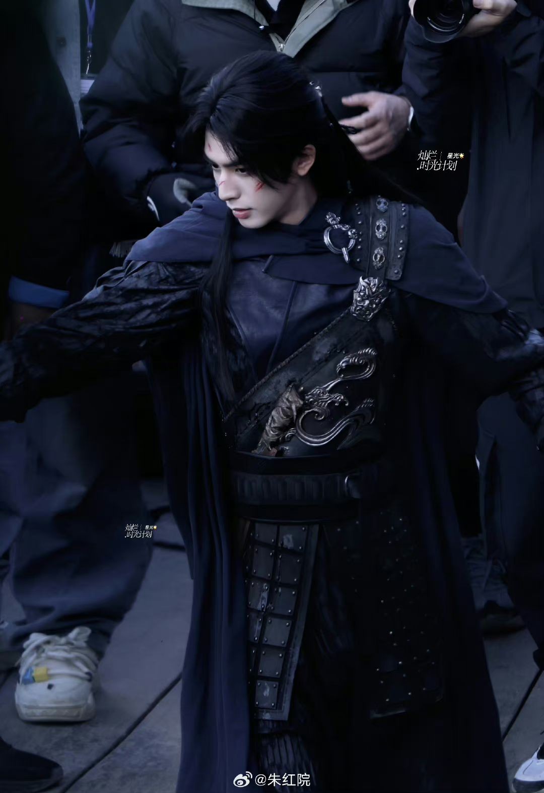 Lộ tạo hình của Tống Uy Long trong bộ phim tiên hiệp Thiên Hươn