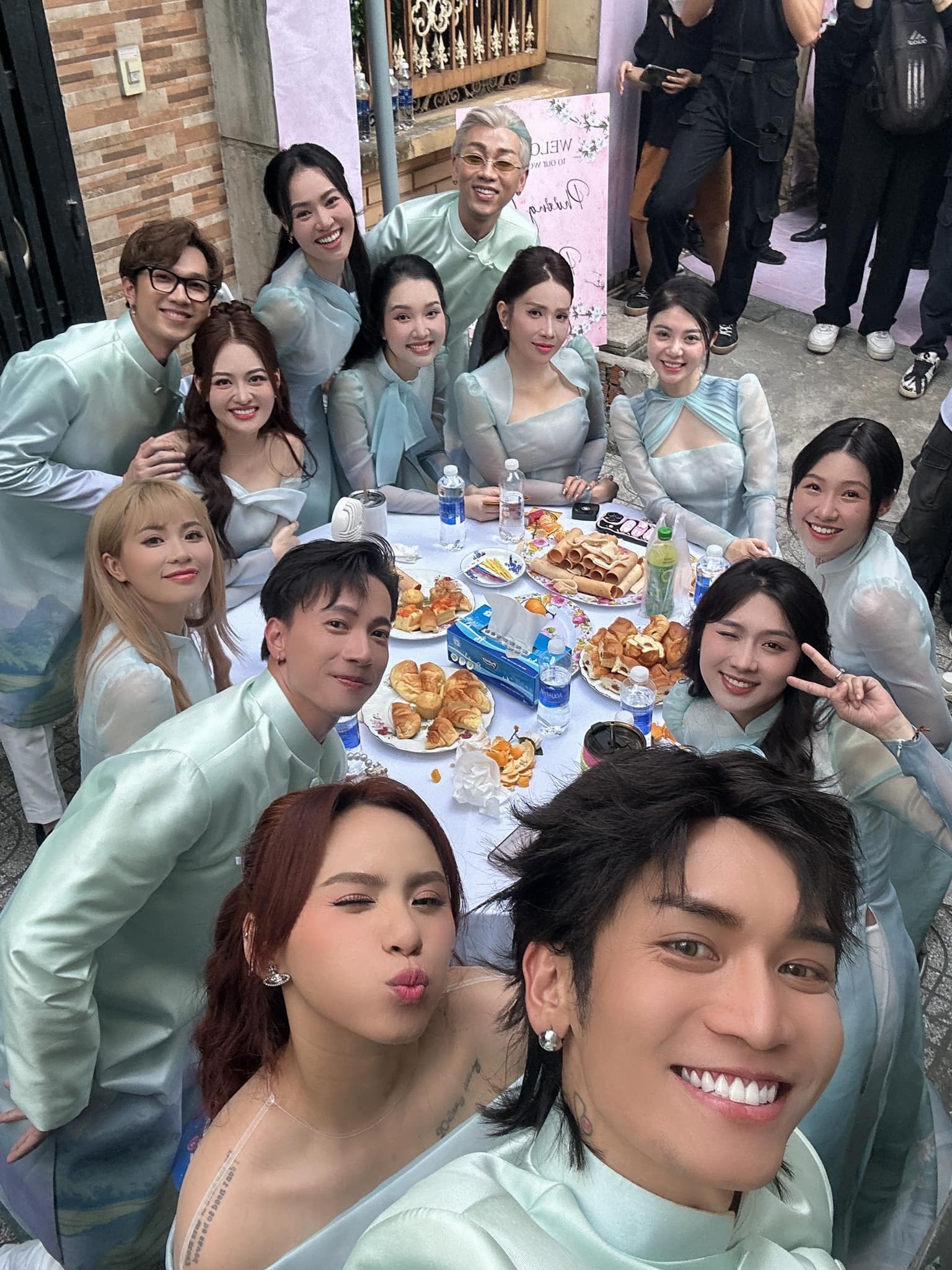 Lan Ngọc - BB Trần 'chốt cưới' cuối năm, 1 cặp Vbiz công khai cầu hôn tại đám hỏi Phương Lan? - Ảnh 3