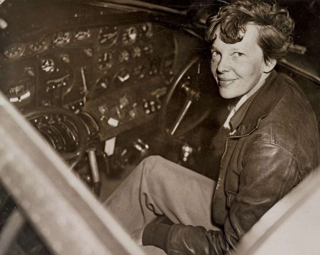 Amelia Earhart. Ảnh: New York World-Telegram and the Sun Newspaper Photograph Collection/Library of Congress, Washington, D.C. (LC-USZC4-2758)