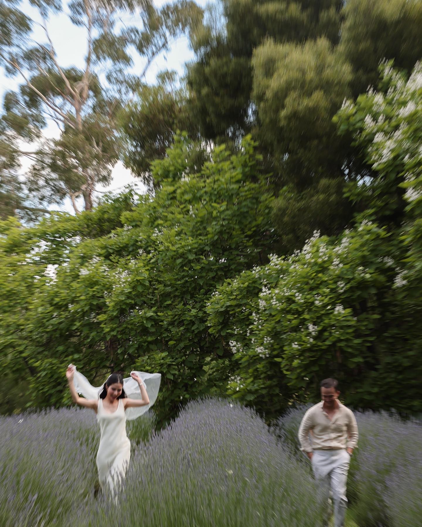 Diễm My 9X khoe bộ ảnh cưới đầy chất thơ tại Úc