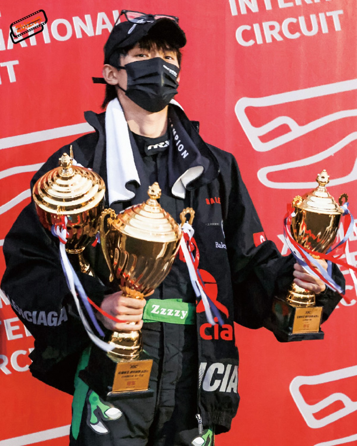 Chu Dực Nhiên tham gia giải đua ô tô và xuất sắc giành về 2 cúp vàng tại 2 hạng mục, hạng 3 chung cuộc