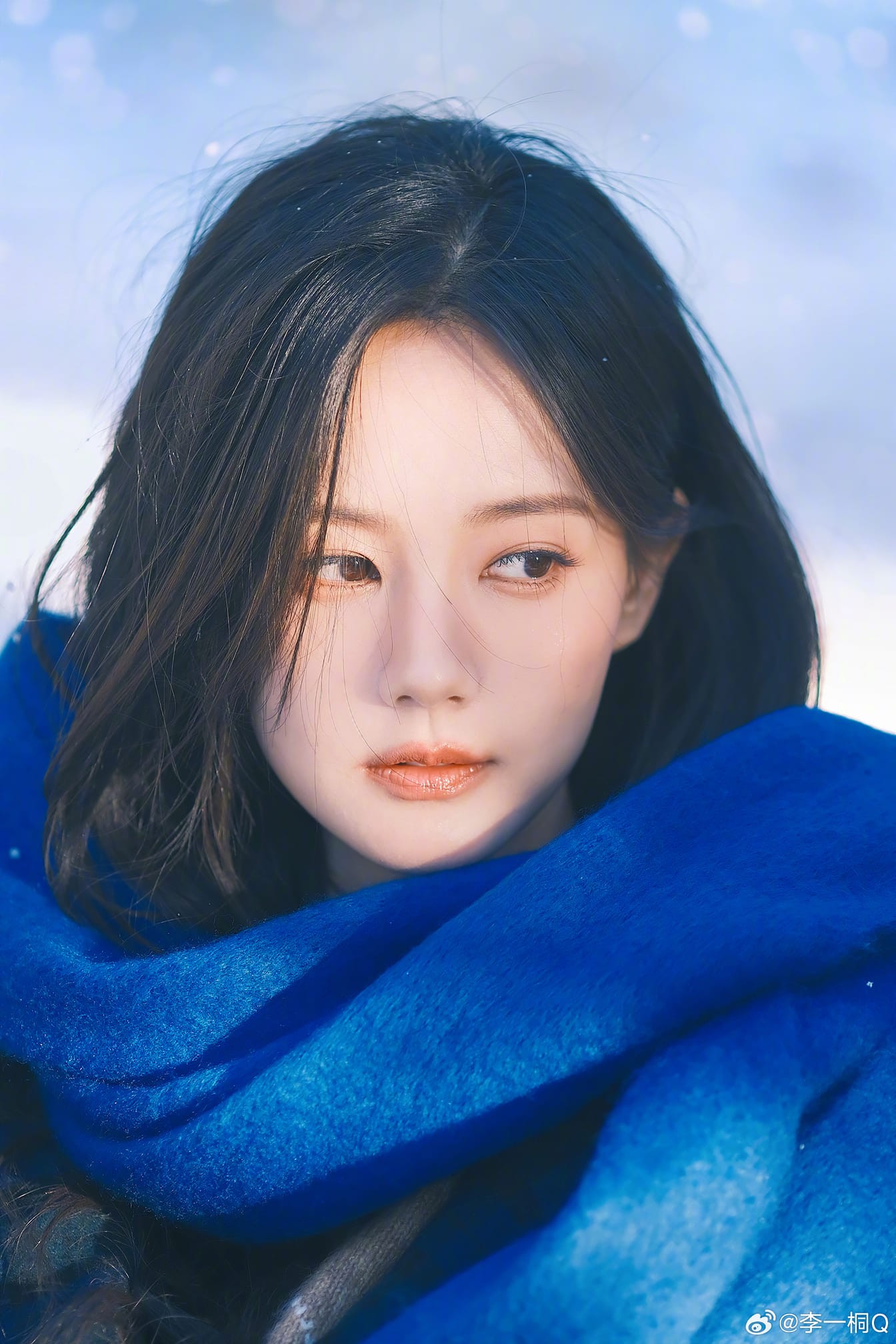 Lý Nhất Đồng trong veo trong bộ ảnh tuyết đầu mùa.