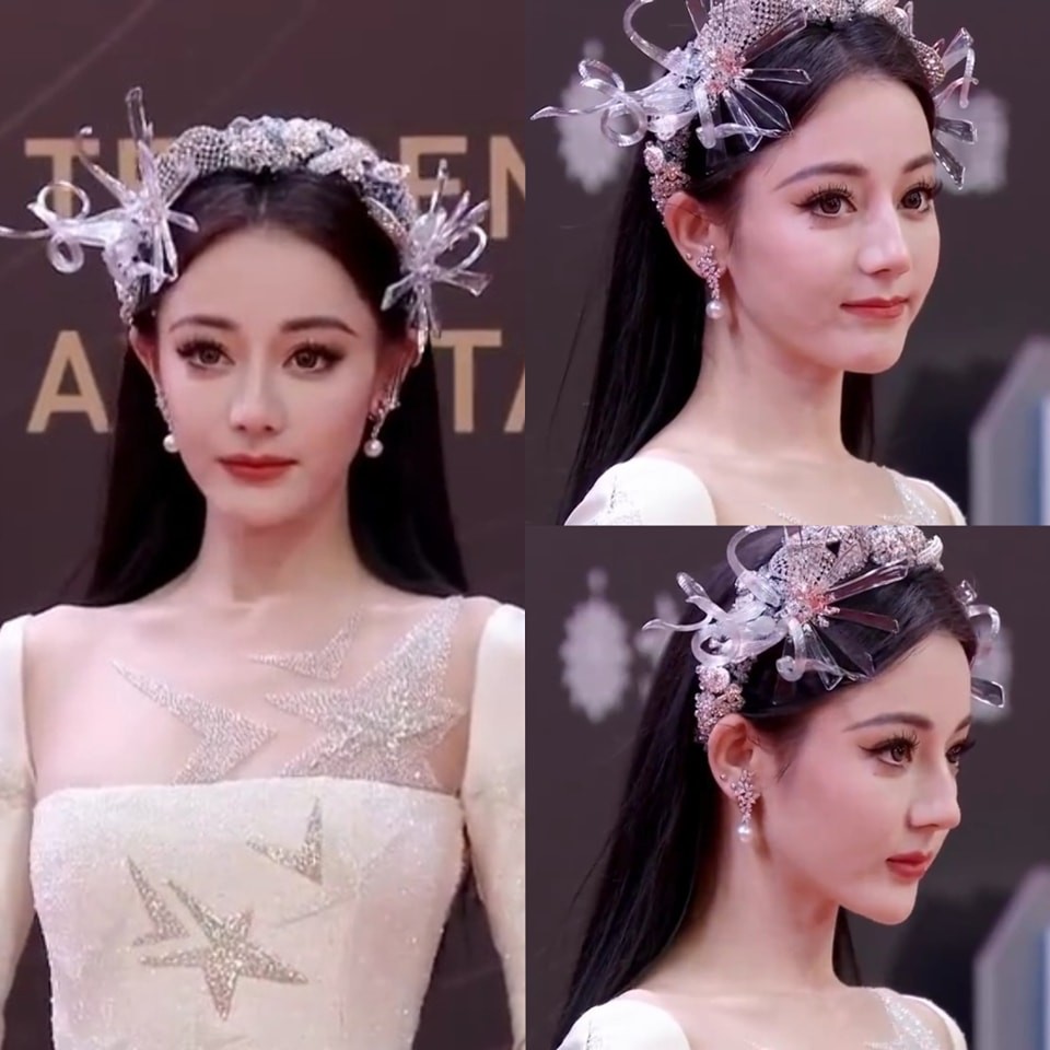 Ảnh thảm đỏ chưa qua chỉnh sửa lộng lẫy như công chúa của Địch Lệ Nhiệt Ba tại sự kiện Tinh Quang Đại Thưởng 2023 gây sốt toàn cõi mạng.