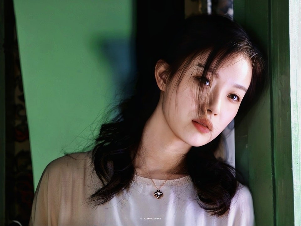 Nghê Ni khi mới vào nghề đã nổi bật với thần thái đỉnh cao, ánh mắt hút hồn