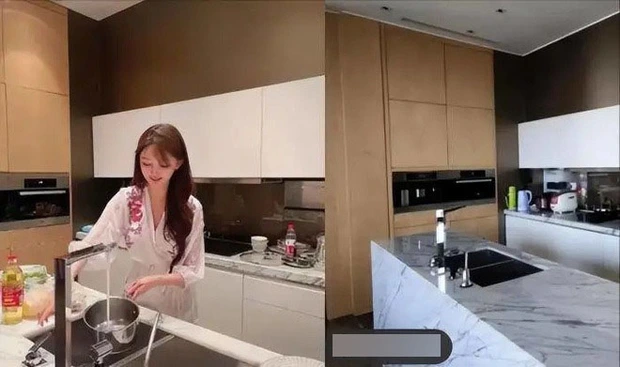 Diệp Kha khoe căn hộ với nội thất và vị trí giống hệt nhà tân hôn của Huỳnh Hiểu Minh và Angela Baby trước đây Diệp Kha khoe căn hộ với nội thất và vị trí giống hệt nhà tân hôn của Huỳnh Hiểu Minh và Angela Baby trước đây