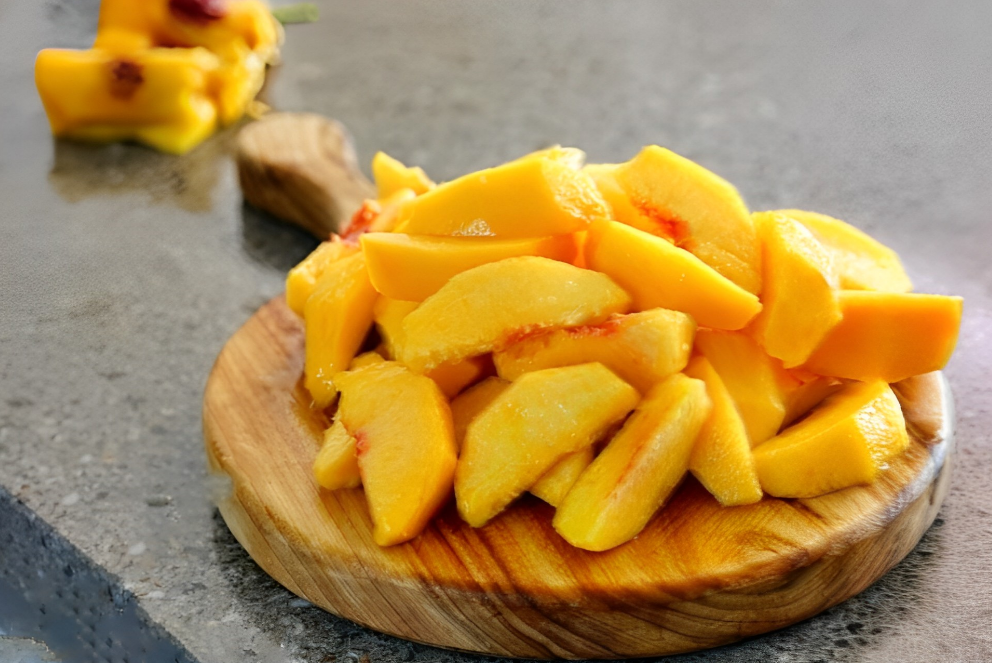 Cách làm mứt đào chua ngọt siêu ngon lại cực đơn giản cho ngày Tết - Ảnh 1