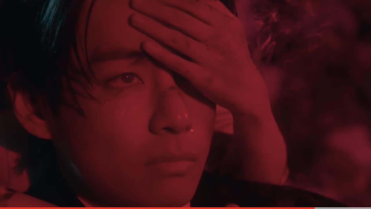 Hậu chia tay Jennie, V (BTS) bất ngờ làm đám cưới ngọt lịm tim với IU - Ảnh 6