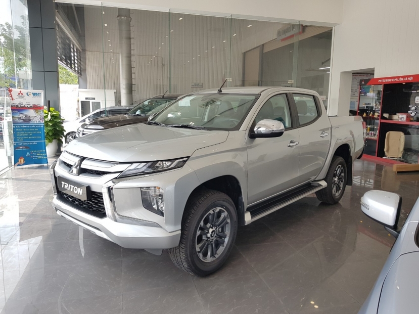 Mitsubishi Triton Mitsubishi Triton
