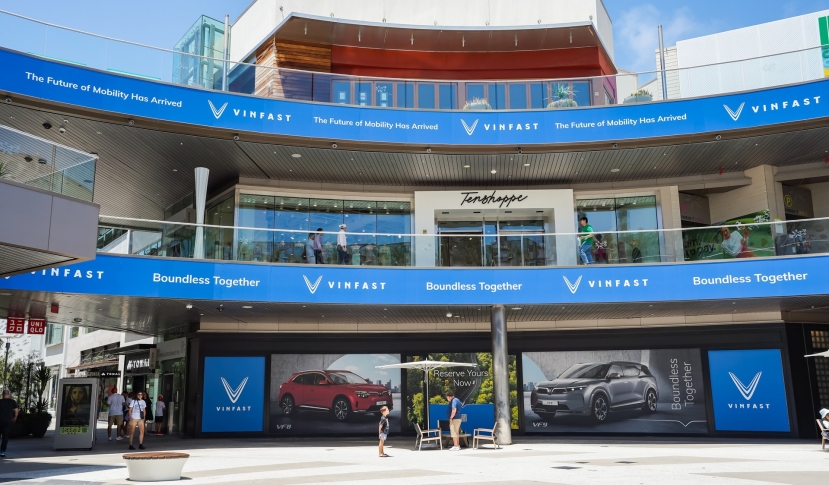 'Đột kích' 2 showroom mới mở vô cùng hoành tráng của Vinfast tại xứ sở cờ hoa - Ảnh 2 'Đột kích' 2 showroom mới mở vô cùng hoành tráng của Vinfast tại xứ sở cờ hoa - Ảnh 2
