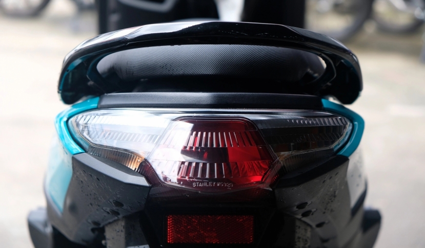 Yamaha Gear chính thức về Việt Nam, lô xe đầu tiên có giá bán 'thách thức' Honda Vision - Ảnh 3 Yamaha Gear chính thức về Việt Nam, lô xe đầu tiên có giá bán 'thách thức' Honda Vision - Ảnh 3