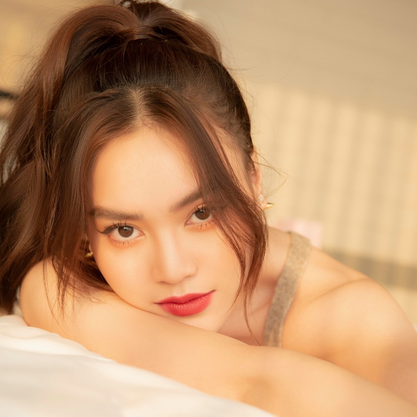 Nhan sắc ngày càng thăng hạng của Ninh Dương Lan Ngọc. Ảnh FBVN Nhan sắc ngày càng thăng hạng của Ninh Dương Lan Ngọc. Ảnh FBVN