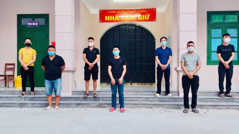 Đánh sập đường dây đánh bạc chục tỷ. Ảnh VOV Đánh sập đường dây đánh bạc chục tỷ. Ảnh VOV