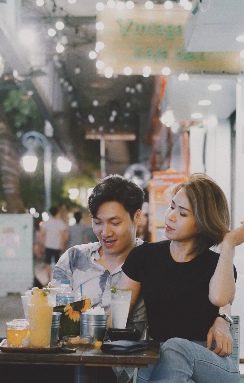 Mạnh Trường và bà xã Lan Phương hạnh phúc bên nhau. Ảnh internet Mạnh Trường và bà xã Lan Phương hạnh phúc bên nhau. Ảnh internet