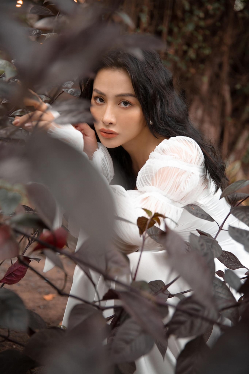 Tình cũ Lương Bằng Quang khoe nhan sắc thăng hạng 'vỗ mặt' Ngân 98 sau màn 'khẩu chiến' - Ảnh 1 Tình cũ Lương Bằng Quang khoe nhan sắc thăng hạng 'vỗ mặt' Ngân 98 sau màn 'khẩu chiến' - Ảnh 1