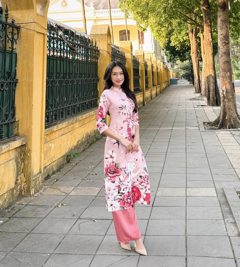 Bạn gái Đoàn Văn Hậu đăng ảnh xinh đẹp. Ảnh internet Bạn gái Đoàn Văn Hậu đăng ảnh xinh đẹp. Ảnh internet