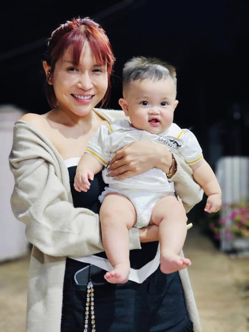 Để mặt mộc, Khả Như kém xinh hơn. Ảnh FBNV Để mặt mộc, Khả Như kém xinh hơn. Ảnh FBNV