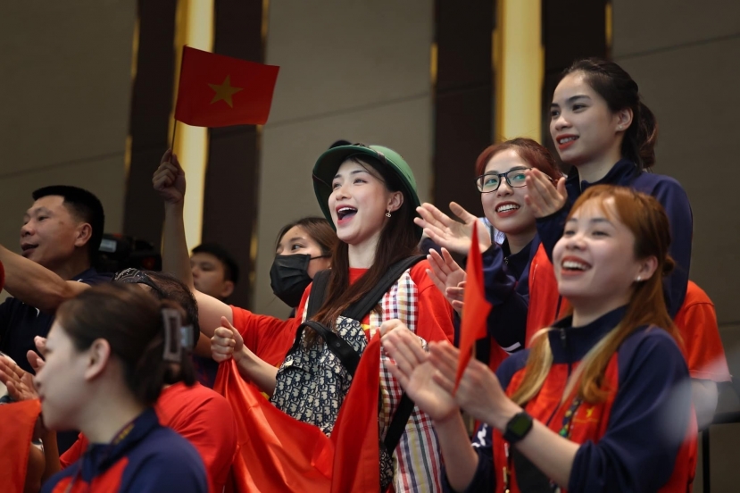Hình ảnh đẹp của Hòa Minzy tại SEA GAMES 2023. Ảnh internet Hình ảnh đẹp của Hòa Minzy tại SEA GAMES 2023. Ảnh internet
