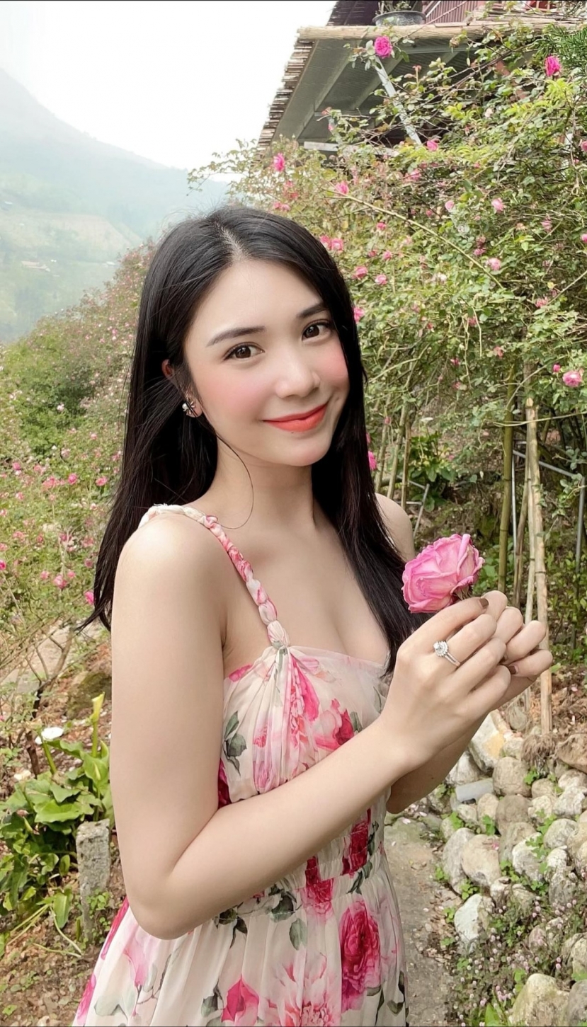 Tình cũ Quang Lê - Thanh Bi tái xuất khoe số đo 3 vòng đáng mơ ước, nhan sắc khác lạ hậu trùng tu - Ảnh 1 Tình cũ Quang Lê - Thanh Bi tái xuất khoe số đo 3 vòng đáng mơ ước, nhan sắc khác lạ hậu trùng tu - Ảnh 1