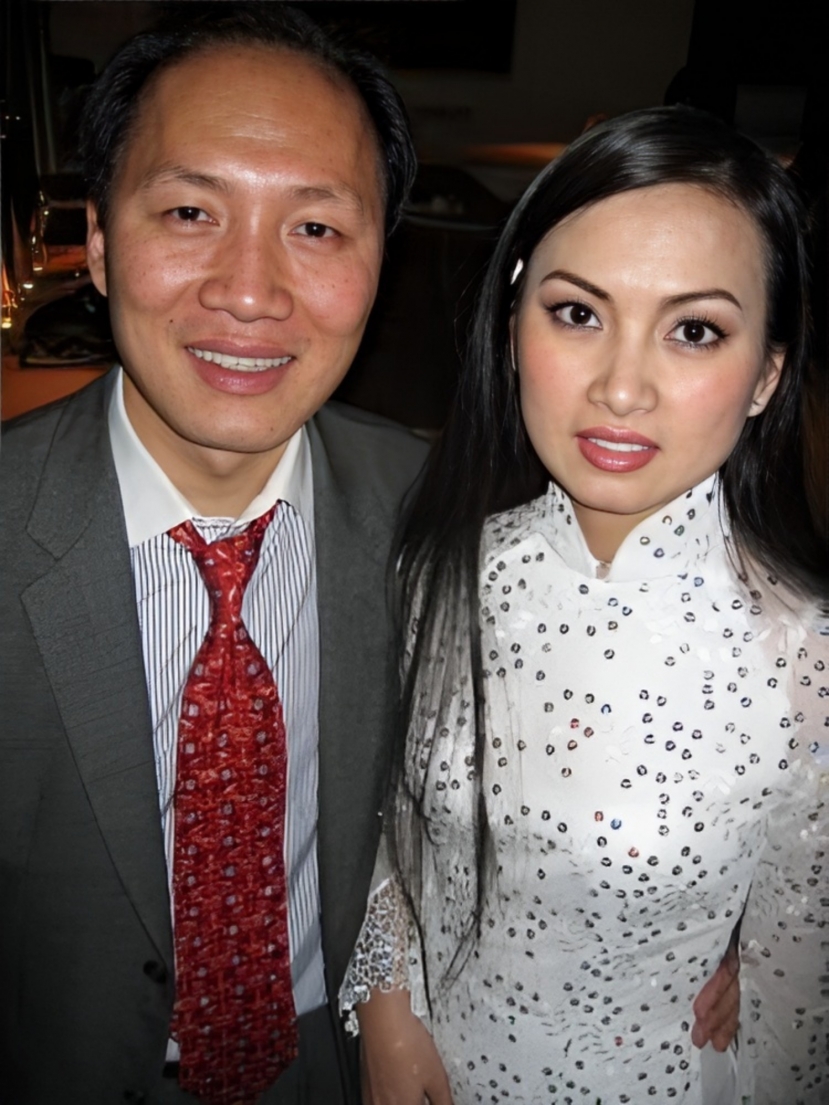 Tỷ phú Chính Chu lộ diện bên ca sĩ Hà Phương hậu tin đồn ly hôn, thái độ gây chú ý - Ảnh 1 Tỷ phú Chính Chu lộ diện bên ca sĩ Hà Phương hậu tin đồn ly hôn, thái độ gây chú ý - Ảnh 1