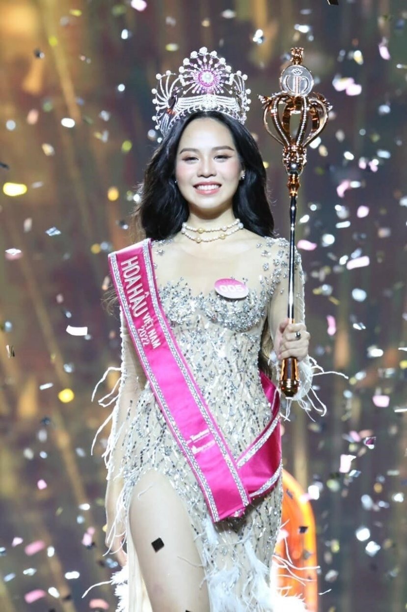 Nhan sắc Hoa hậu Thanh Thủy sau khi công khai 'trùng tu' - Ảnh 1 Nhan sắc Hoa hậu Thanh Thủy sau khi công khai 'trùng tu' - Ảnh 1