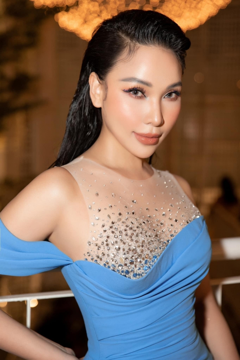 Quỳnh Thư từng tuyên bố 'Điều tối kị nhất của tôi trong tình yêu là ngoại tình, tôi sẽ không để mình thành người thứ ba trong bất kì hoàn cảnh nào'. Ảnh internet Quỳnh Thư từng tuyên bố 'Điều tối kị nhất của tôi trong tình yêu là ngoại tình, tôi sẽ không để mình thành người thứ ba trong bất kì hoàn cảnh nào'. Ảnh internet