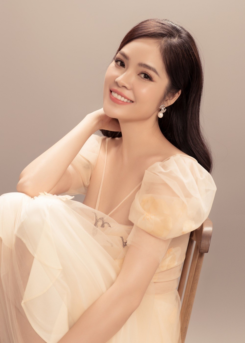 Dương Cẩm Lynh ngày càng xinh đẹp. Ảnh internet Dương Cẩm Lynh ngày càng xinh đẹp. Ảnh internet