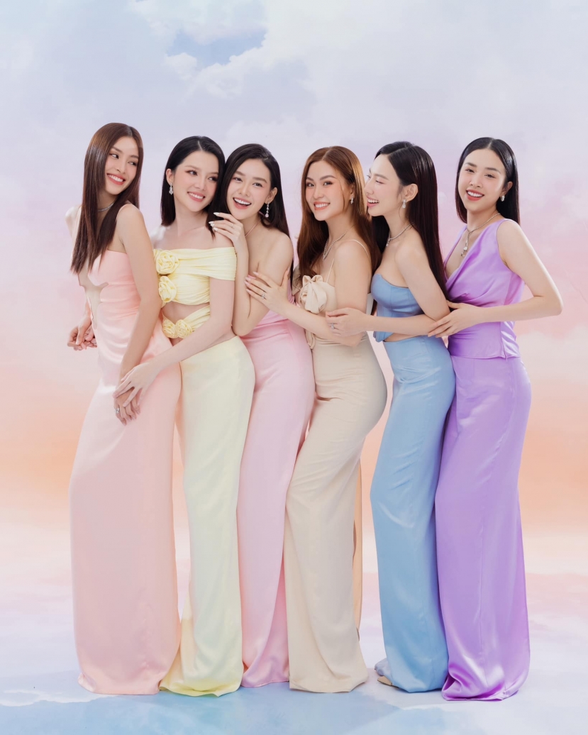 Tiểu Vy, Tường San hội ngộ bên dàn chân dài. Ảnh FBNV Tiểu Vy, Tường San hội ngộ bên dàn chân dài. Ảnh FBNV