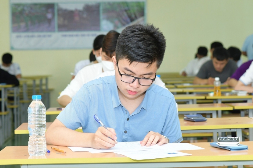 Bộ GD&ĐT sẽ yêu cầu các trường bỏ phương thức xét tuyển không phù hợp. Bộ GD&ĐT sẽ yêu cầu các trường bỏ phương thức xét tuyển không phù hợp.