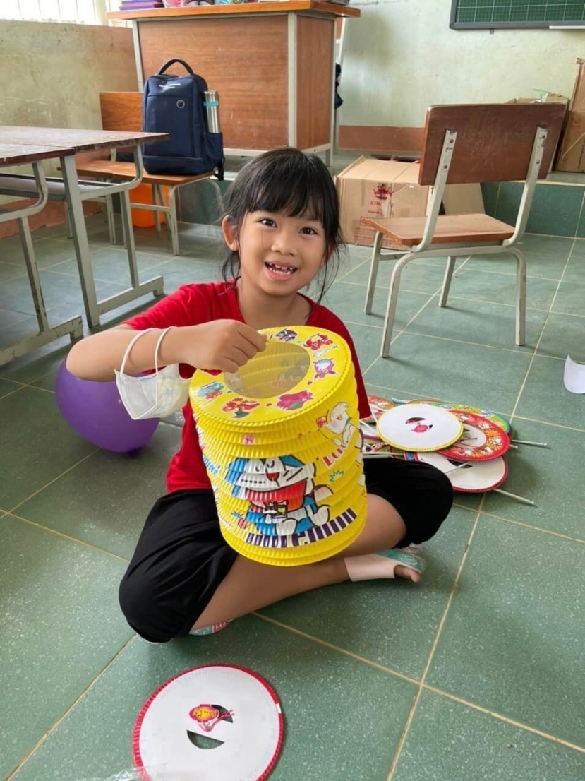 Con gái Mai Phương từng tham gia nhiều hoạt động thiện nguyện. Ảnh: Internet Con gái Mai Phương từng tham gia nhiều hoạt động thiện nguyện. Ảnh: Internet