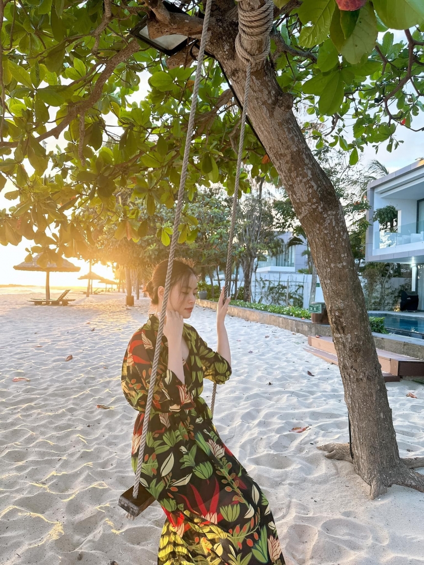 Hoàng Thùy Linh nhan sắc ngày một thăng hạng. Ảnh: FBNV Hoàng Thùy Linh nhan sắc ngày một thăng hạng. Ảnh: FBNV