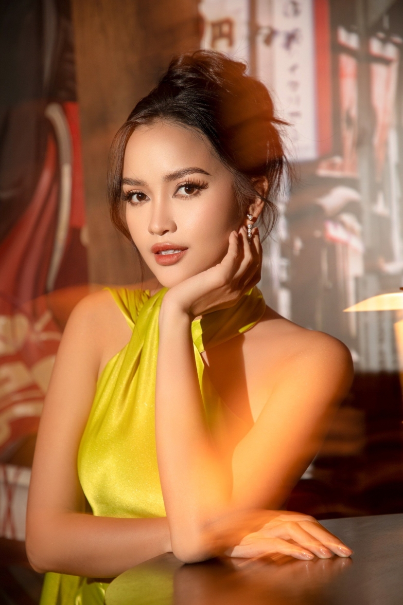 Ngọc Châu đẹp phát sáng với bộ ảnh mới nhưng vẫn bị chê bai vì 1 điều - Ảnh 1 Ngọc Châu đẹp phát sáng với bộ ảnh mới nhưng vẫn bị chê bai vì 1 điều - Ảnh 1