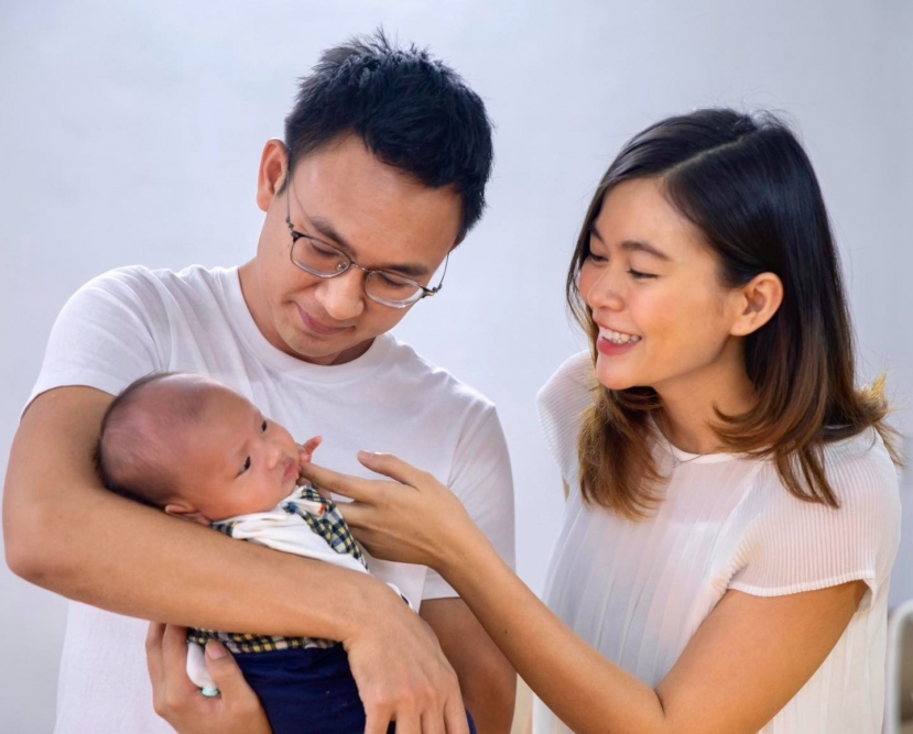 Sao Việt 10/4: Quách Ngọc Ngoan tuyên bố vỡ nợ, Đỗ Thị Hà dù là 'hoa hậu cấy lúa' vẫn sang chảnh - Ảnh 2 Sao Việt 10/4: Quách Ngọc Ngoan tuyên bố vỡ nợ, Đỗ Thị Hà dù là 'hoa hậu cấy lúa' vẫn sang chảnh - Ảnh 2