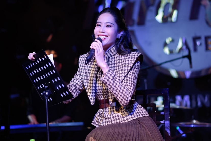 Nam Em để lộ dấu hiệu cơ thể bất ổn sau thời gian vướng ồn ào - Ảnh 2 Nam Em để lộ dấu hiệu cơ thể bất ổn sau thời gian vướng ồn ào - Ảnh 2