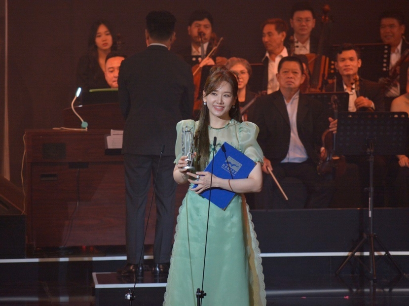 Hari Won tiết lộ Trấn Thành sẽ còn trở lại trong Rap Việt. Ảnh: Internet Hari Won tiết lộ Trấn Thành sẽ còn trở lại trong Rap Việt. Ảnh: Internet