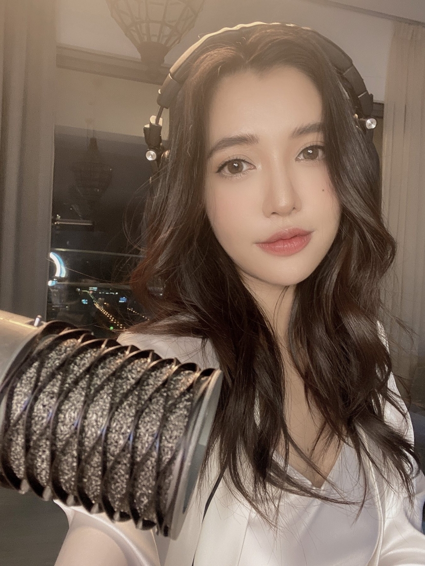 Bích Phương nghi gặp biến chứng thẩm mỹ: Nhan sắc mỹ nhân nay còn đâu - Ảnh 3 Bích Phương nghi gặp biến chứng thẩm mỹ: Nhan sắc mỹ nhân nay còn đâu - Ảnh 3