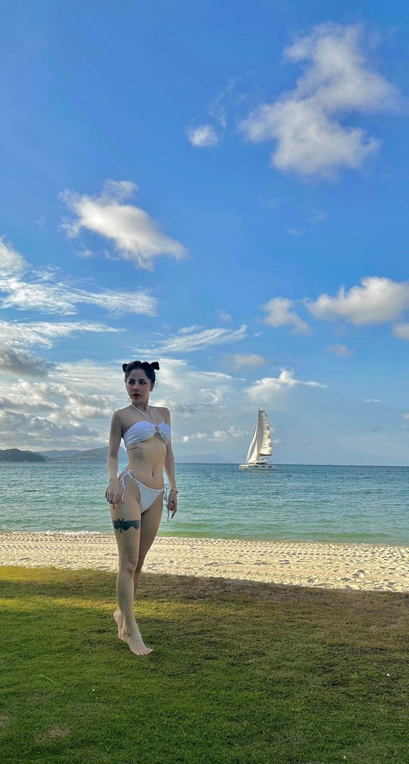 Bạch Lan Phương khoe dáng nức nở, thừa nhận vẫn bị Huỳnh Anh buông lời chê bai - Ảnh 5 Bạch Lan Phương khoe dáng nức nở, thừa nhận vẫn bị Huỳnh Anh buông lời chê bai - Ảnh 5