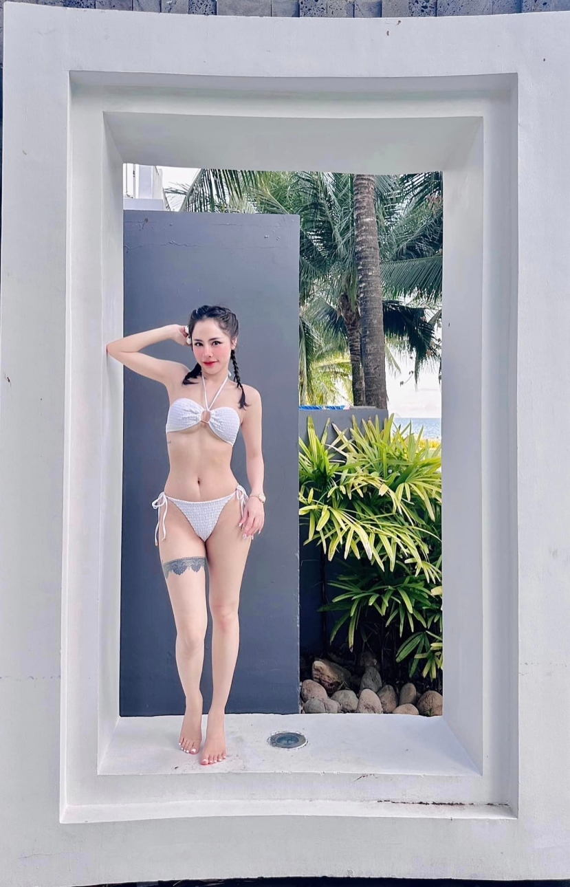 Bạch Lan Phương khoe dáng nức nở, thừa nhận vẫn bị Huỳnh Anh buông lời chê bai - Ảnh 3 Bạch Lan Phương khoe dáng nức nở, thừa nhận vẫn bị Huỳnh Anh buông lời chê bai - Ảnh 3