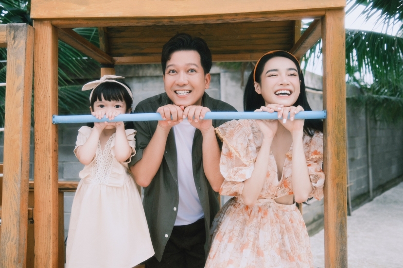 Nhan sắc nức nở của mẹ bầu Nhã Phương - Ảnh 3 Nhan sắc nức nở của mẹ bầu Nhã Phương - Ảnh 3