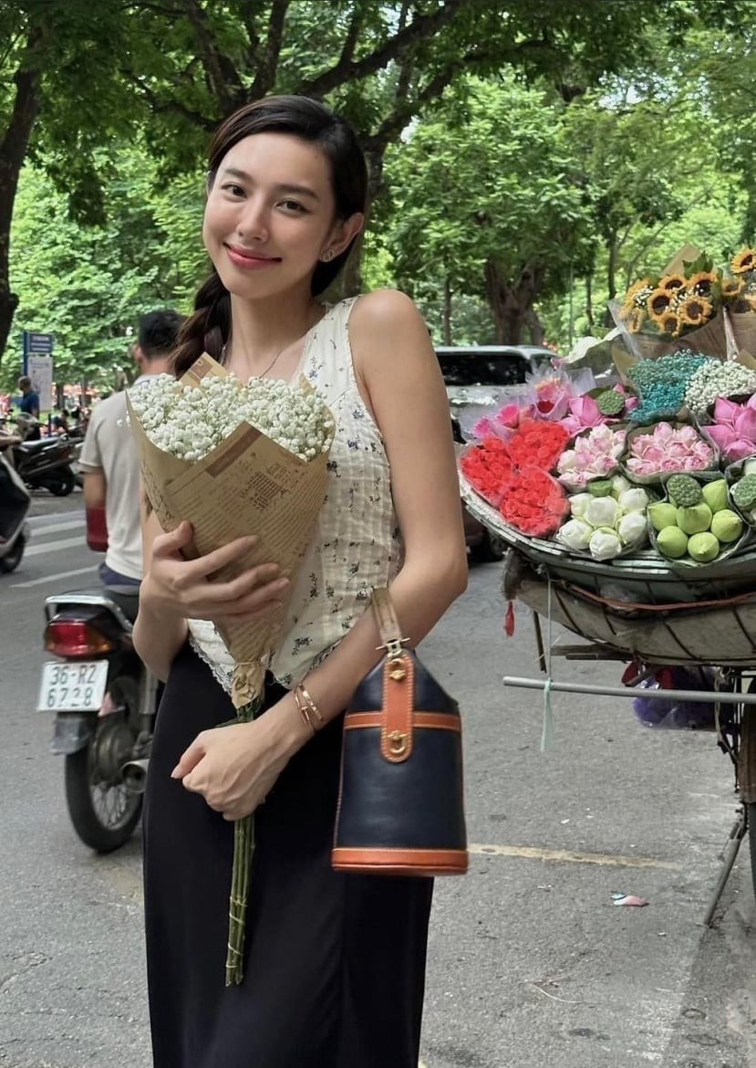 Sao Việt 9/8: Trấn Thành lập biên bản vì phạm lỗi, hình ảnh lạ của Phương Oanh trong chuyến đi với shark Bình - Ảnh 3 Sao Việt 9/8: Trấn Thành lập biên bản vì phạm lỗi, hình ảnh lạ của Phương Oanh trong chuyến đi với shark Bình - Ảnh 3