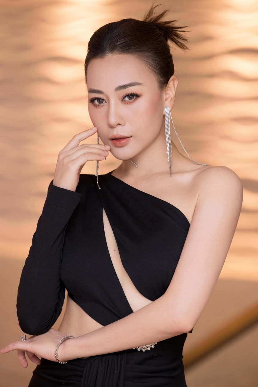 Khen ngợi Phương Oanh, shark Bình bị bà xã 'bóc phốt' - Ảnh 1 Khen ngợi Phương Oanh, shark Bình bị bà xã 'bóc phốt' - Ảnh 1