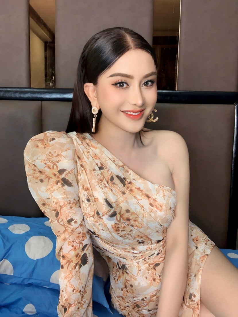 Lâm Khánh Chi thường xuyên hiện diện xinh đẹp trên trang cá nhân thời gian gần đây. Ảnh: FBNV Lâm Khánh Chi thường xuyên hiện diện xinh đẹp trên trang cá nhân thời gian gần đây. Ảnh: FBNV