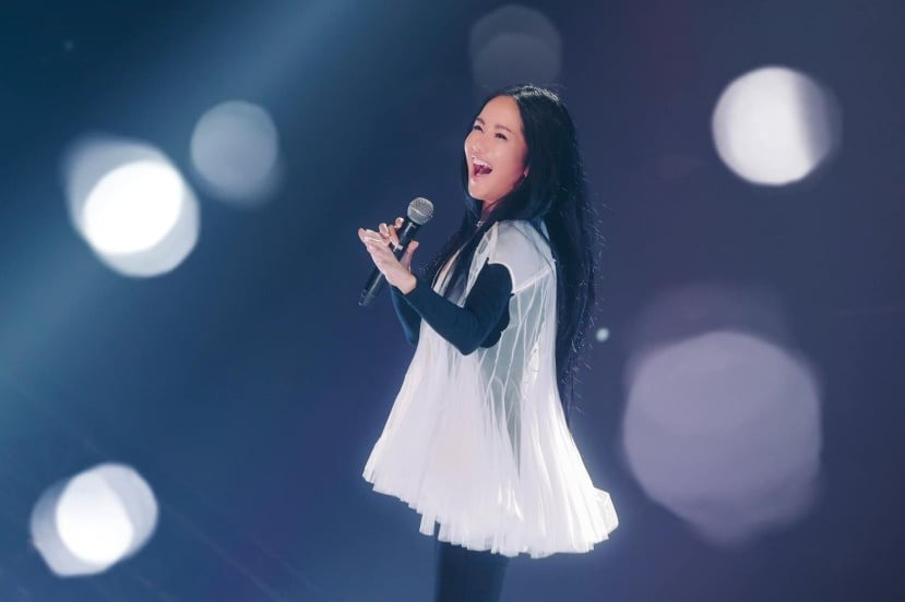 Diva Hồng Nhung đang có sự thể hiện ấn tượng trong show Chị Đẹp Đạp Gió Rẽ Sóng. Ảnh: Internet Diva Hồng Nhung đang có sự thể hiện ấn tượng trong show Chị Đẹp Đạp Gió Rẽ Sóng. Ảnh: Internet