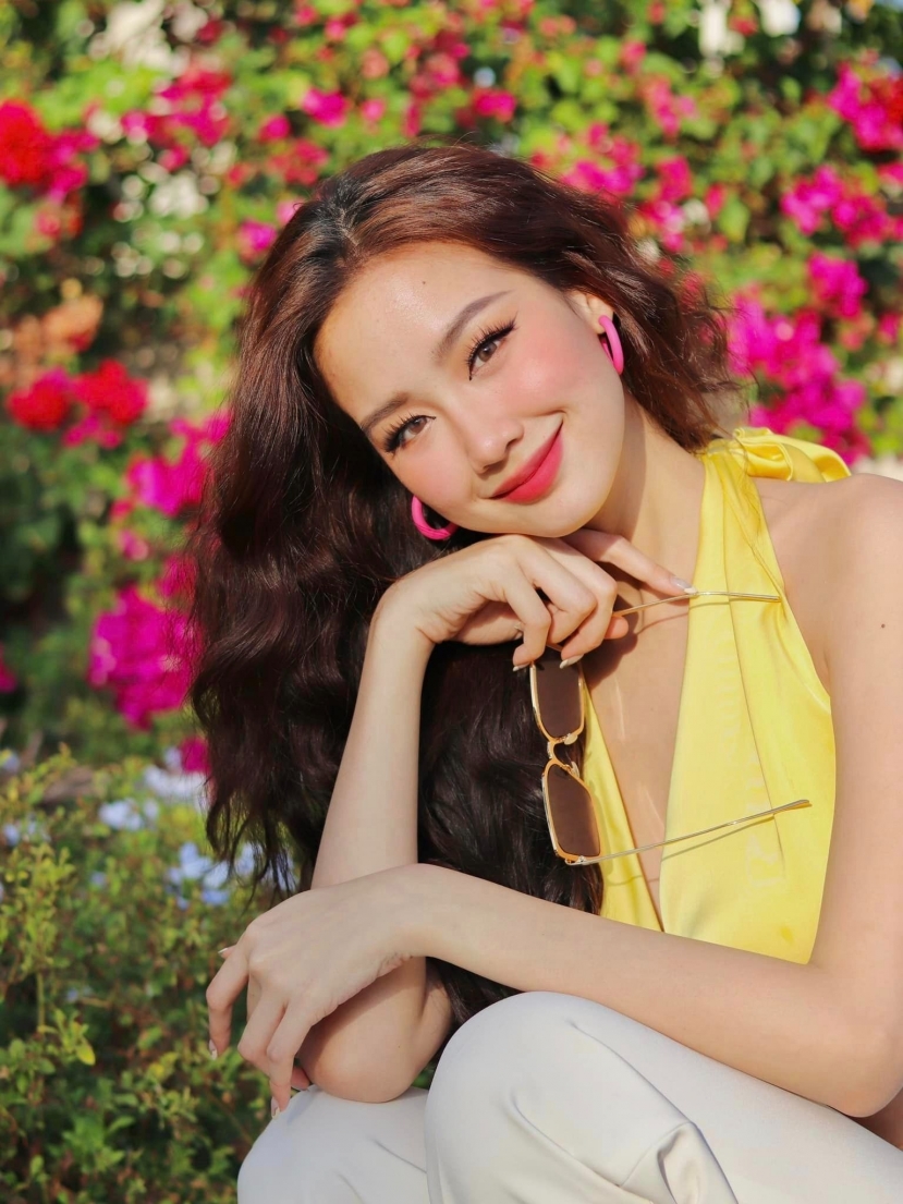 Bảo Ngọc khoe đôi chân dài 1m2, sẵn sàng trao lại vương miện cho người kế vị - Ảnh 3 Bảo Ngọc khoe đôi chân dài 1m2, sẵn sàng trao lại vương miện cho người kế vị - Ảnh 3