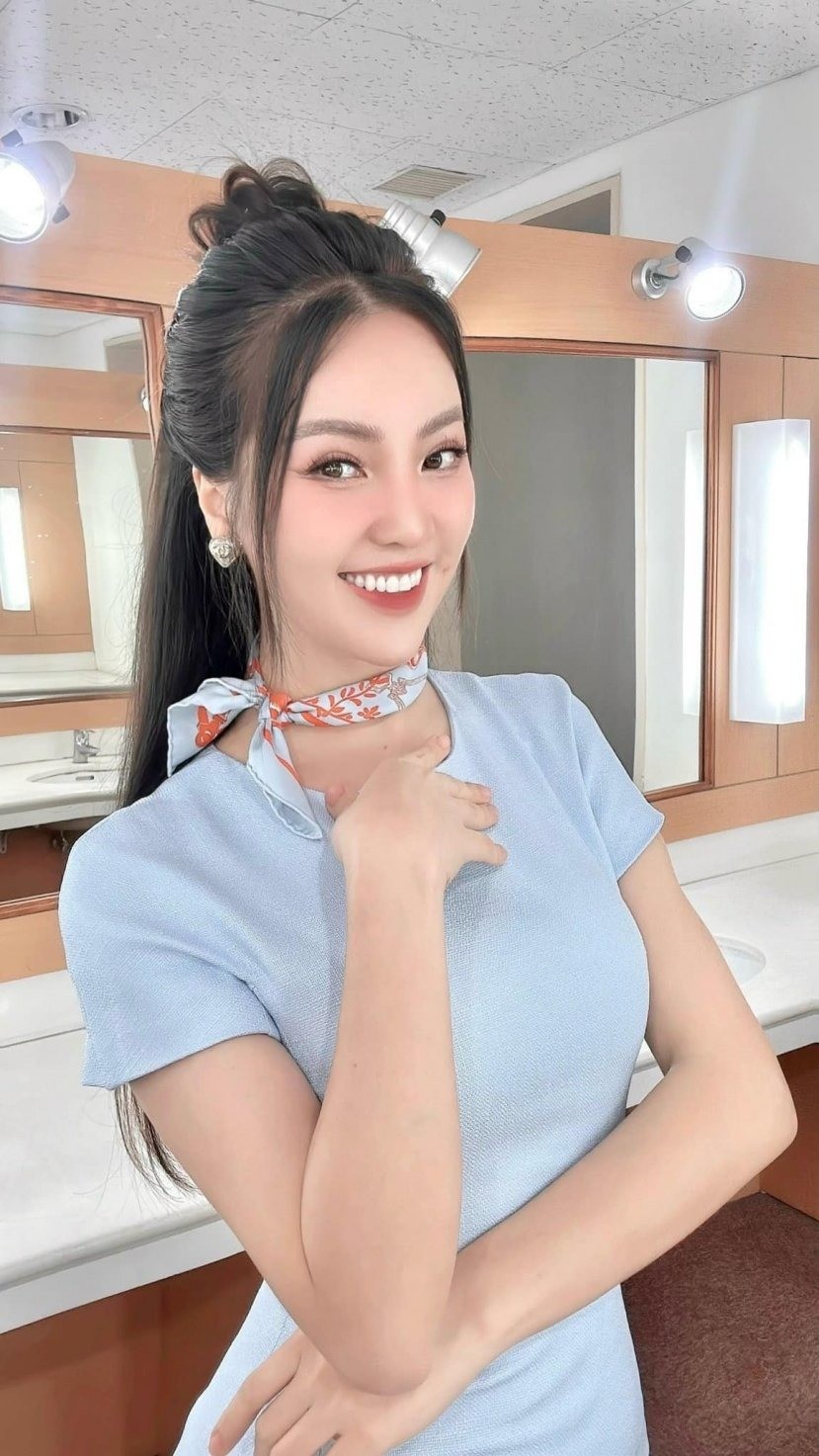 Sao Việt 22/12: Em gái Trấn Thành ngày càng táo bạo, Nhã Phương tình từ bên Trường Giang - Ảnh 4 Sao Việt 22/12: Em gái Trấn Thành ngày càng táo bạo, Nhã Phương tình từ bên Trường Giang - Ảnh 4