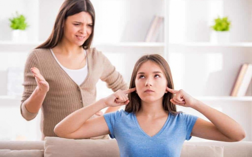 Có con đang trong độ tuổi dậy thì, nhiều phụ huynh thường tỏ ra bất lực vì càng ngày trẻ càng trở nên khó bảo, ương bướng và đua đòi. Ảnh minh hoạ Có con đang trong độ tuổi dậy thì, nhiều phụ huynh thường tỏ ra bất lực vì càng ngày trẻ càng trở nên khó bảo, ương bướng và đua đòi. Ảnh minh hoạ