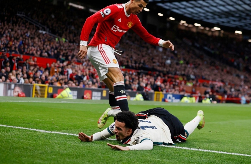 Ronaldo được kỳ vọng sẽ toả sáng trong trận đại chiến Liverpool. Ronaldo được kỳ vọng sẽ toả sáng trong trận đại chiến Liverpool.