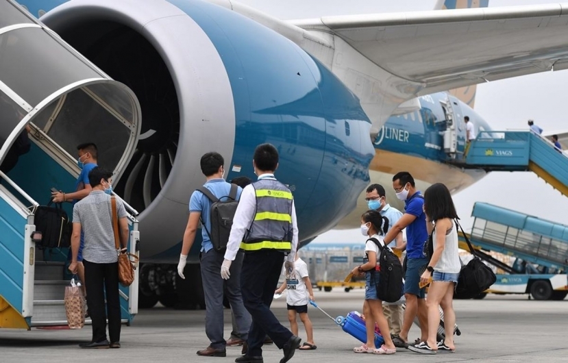 Cục Hàng không đã có điều chỉnh tăng nhưng giới hạn slot tại Tân Sơn Nhất ở mức tối đa 44 chuyến/giờ trong thời gian Tết Nguyên đán. Ảnh minh hoạ Cục Hàng không đã có điều chỉnh tăng nhưng giới hạn slot tại Tân Sơn Nhất ở mức tối đa 44 chuyến/giờ trong thời gian Tết Nguyên đán. Ảnh minh hoạ